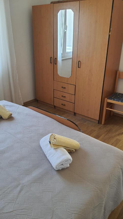 Apartments Irena Božava Extérieur photo
