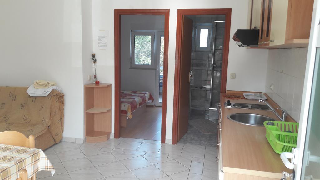 Apartments Irena Božava Extérieur photo